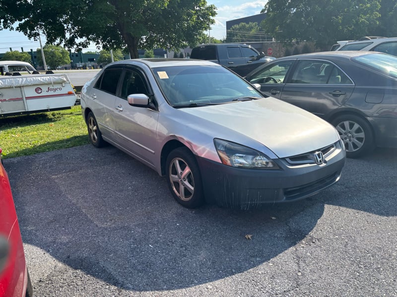 2003 Honda Accord EX 5AT's photo